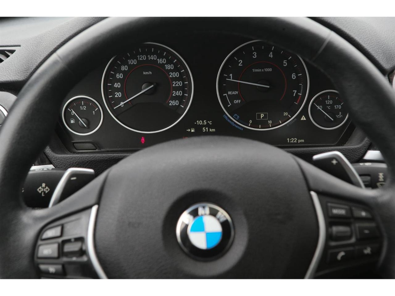 2016 BMW 328xi 328i xDrive Sedan | Premium package | Navigation | Photo