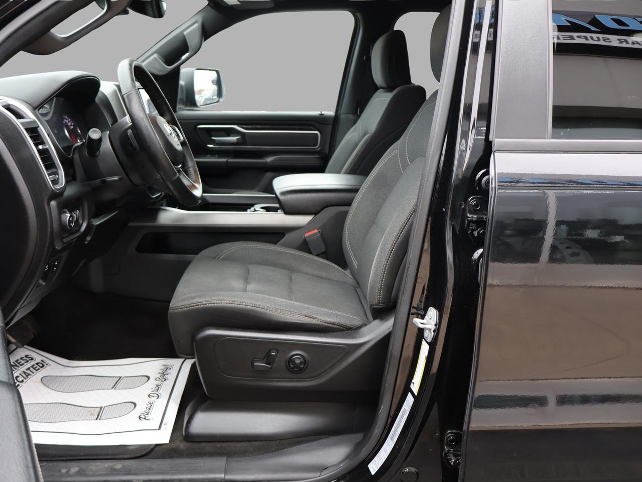 2019 RAM 1500 BIG HORN HEMI 4WD CERTIFIED *ACCIDENT FREE*DODGE MAINTAIN* CAMERA NAV BLUETOOTH HEATED SEATS CRUISE ALLOYS Photo