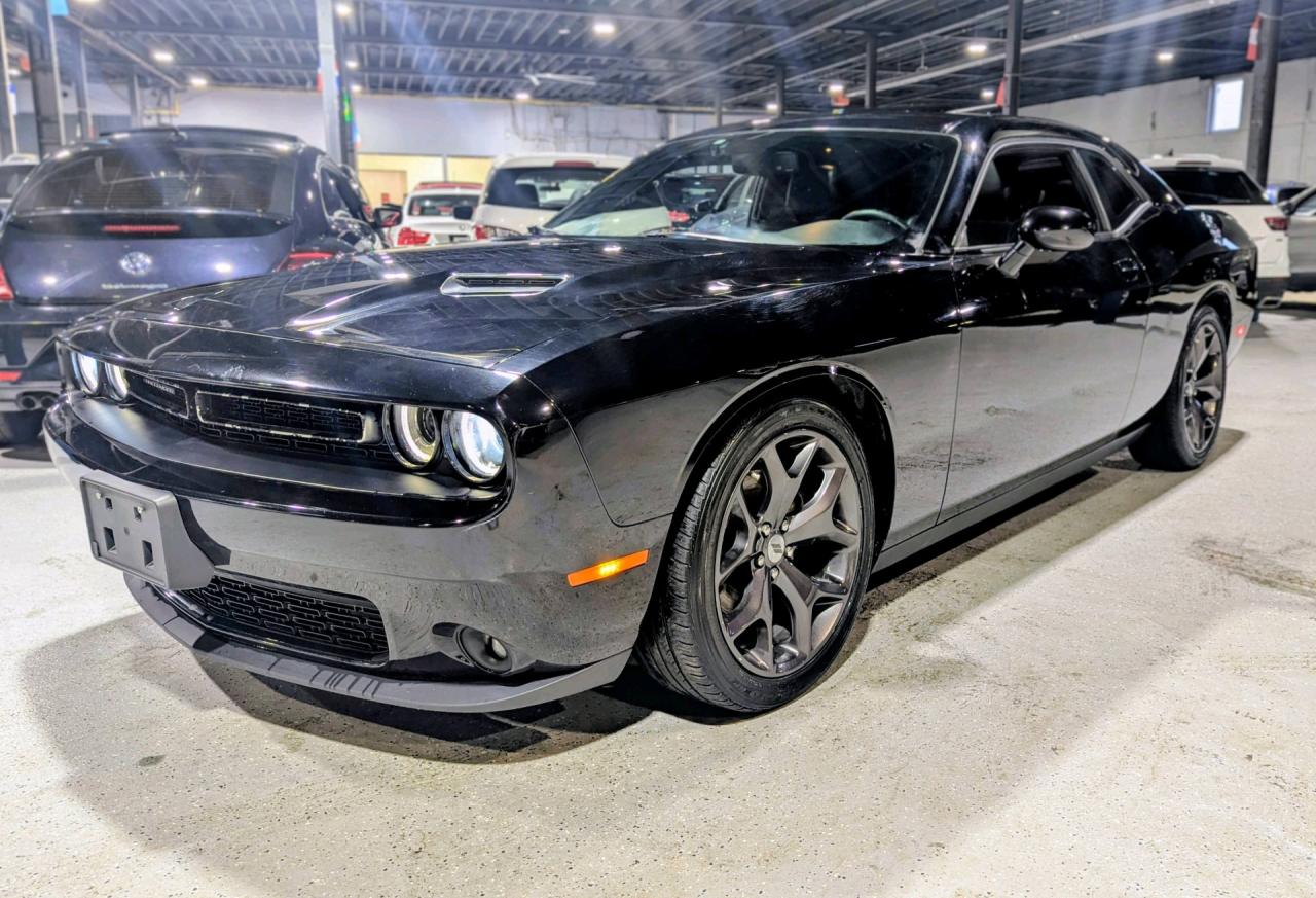 Used 2018 Dodge Challenger SXT Plus RWD for sale in Toronto, ON