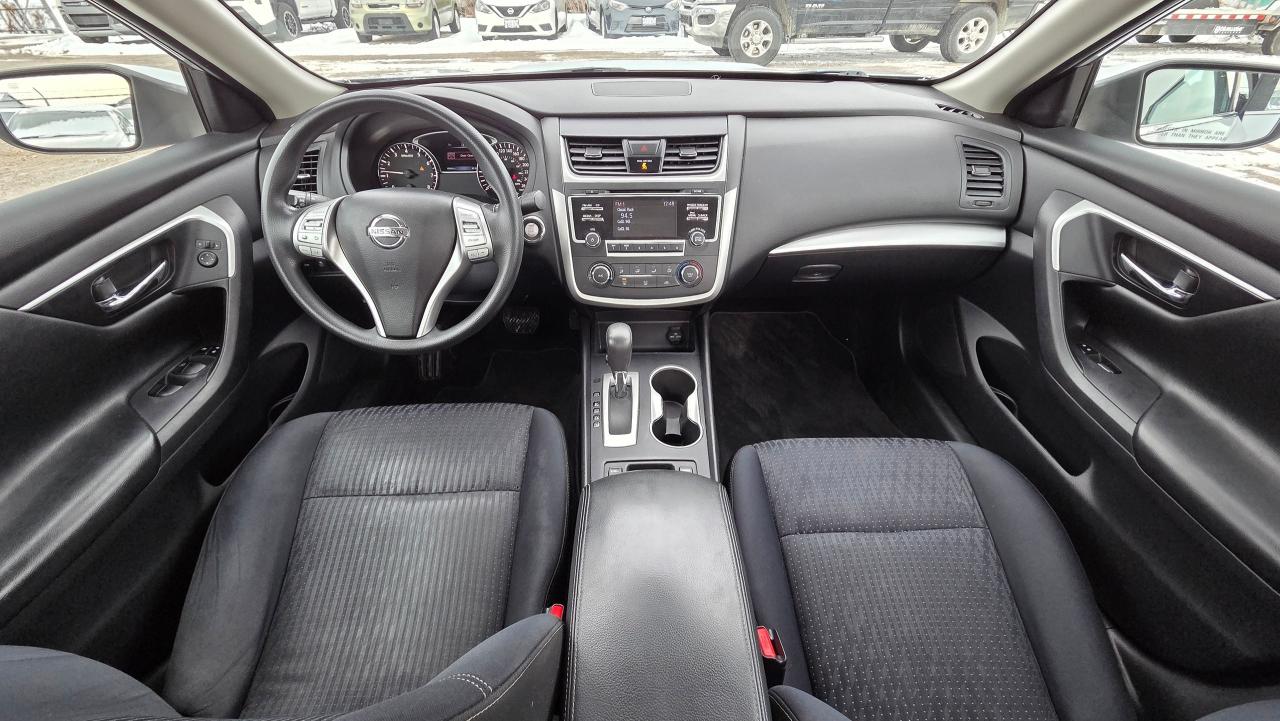 2017 Nissan Altima 2.5 S Photo