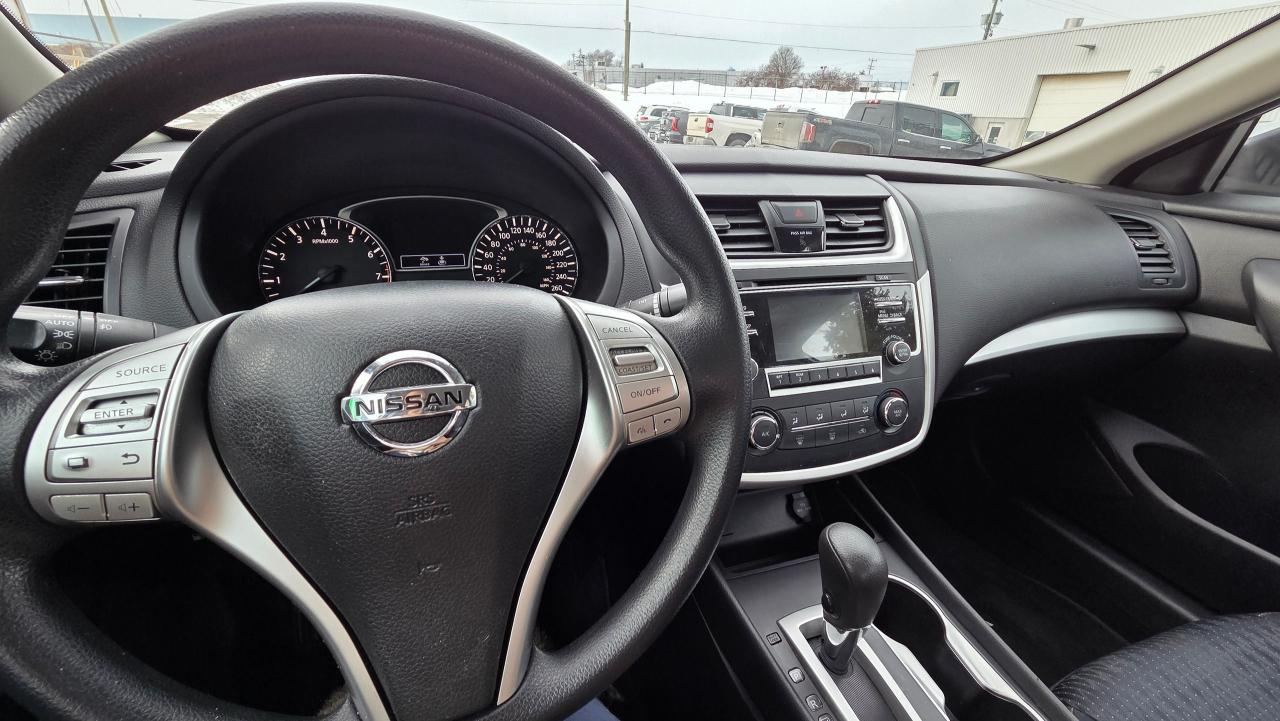2017 Nissan Altima 2.5 S Photo