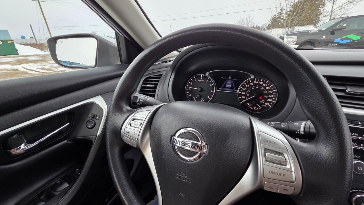 2017 Nissan Altima 2.5 S Photo