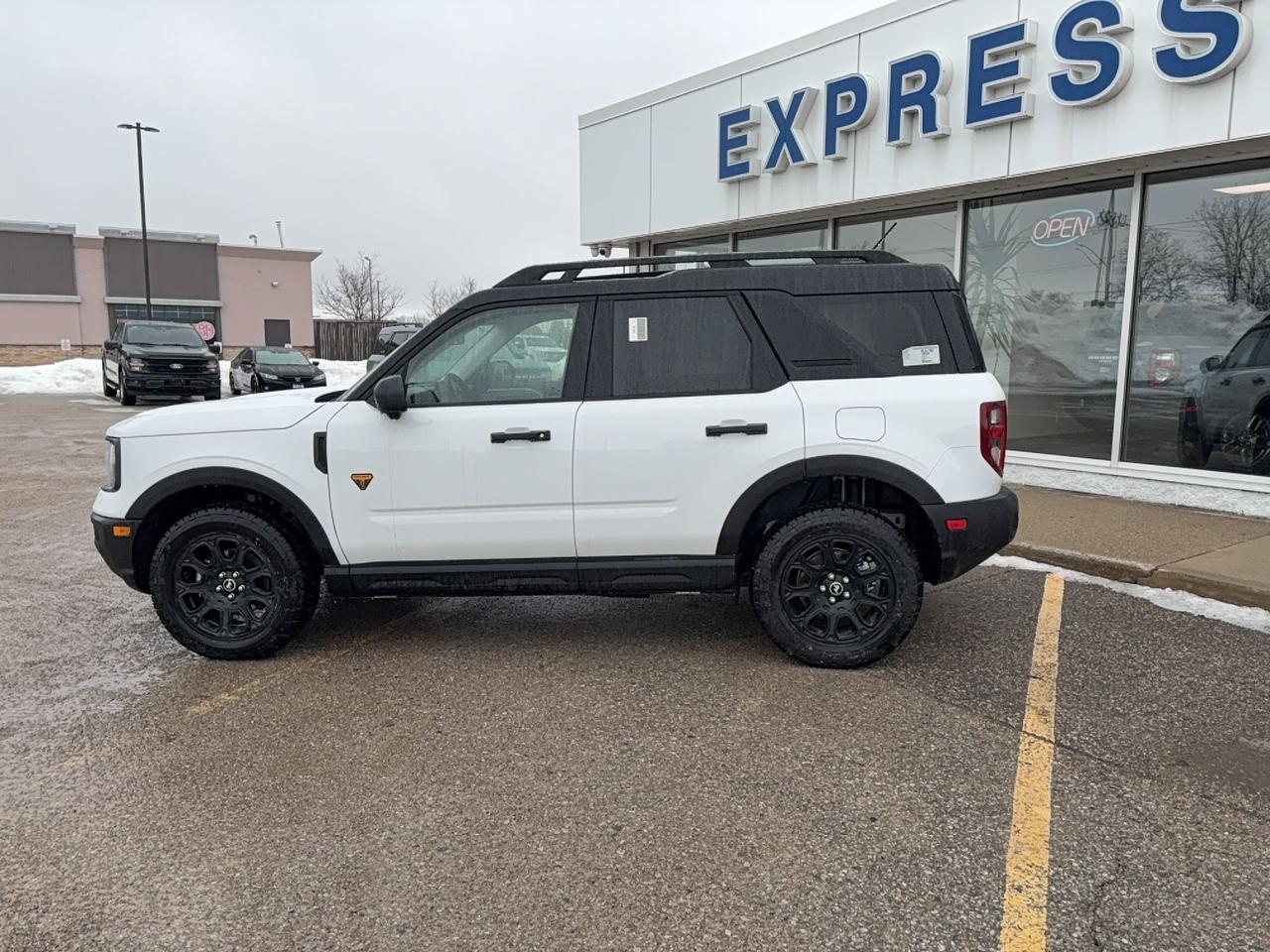 2025 Ford Bronco Sport BADLANDS, MOONROOF, NAVIGATION, TERRAIN MANAGEMENT Photo