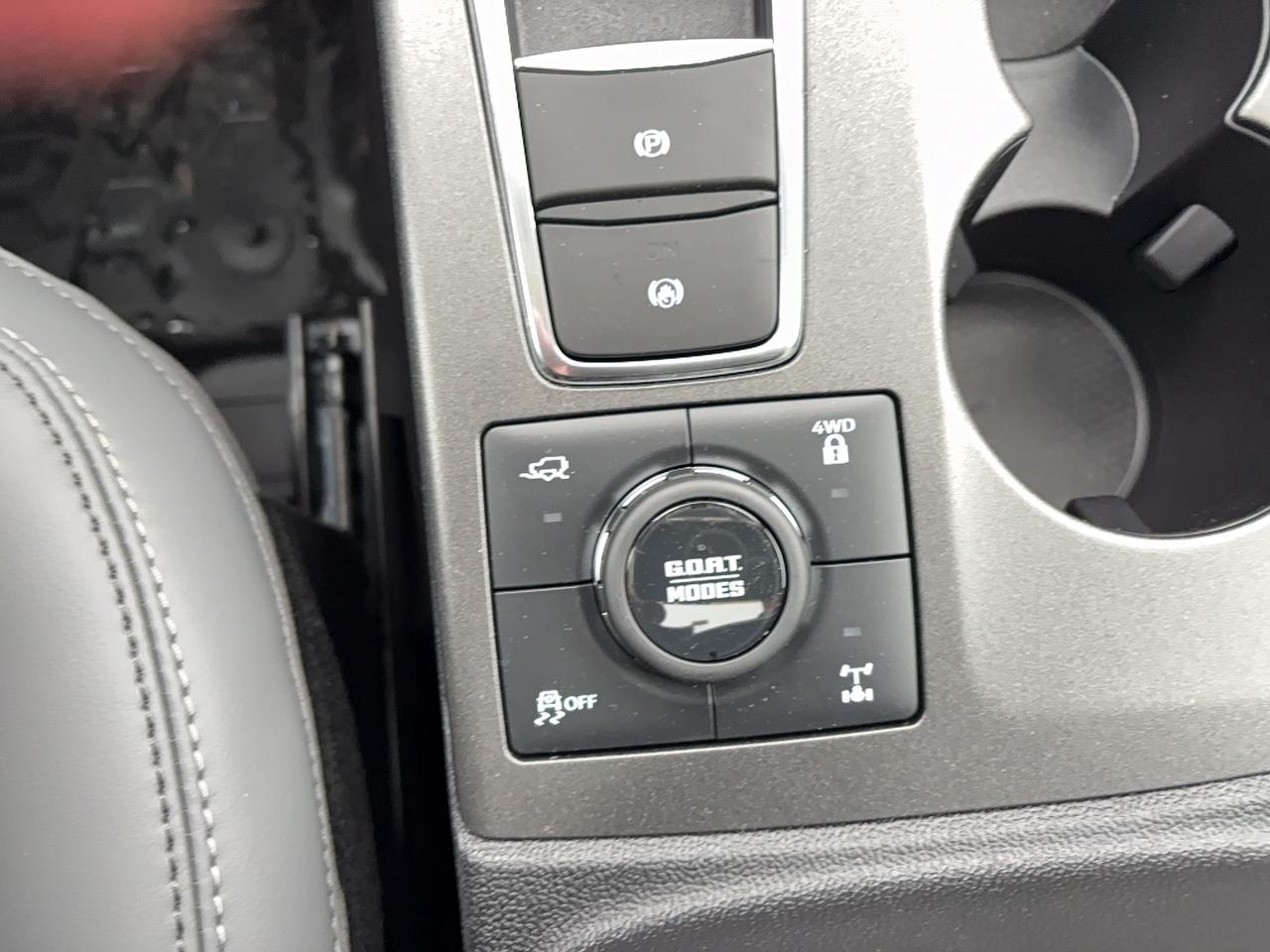 2025 Ford Bronco Sport BADLANDS, MOONROOF, NAVIGATION, TERRAIN MANAGEMENT Photo