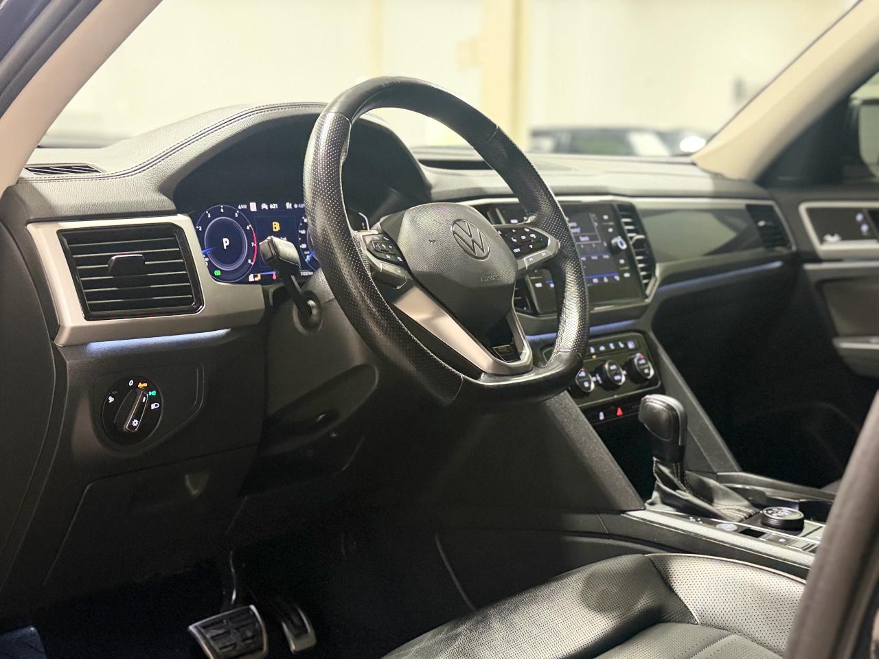 2022 Volkswagen Atlas EXECLINE Photo