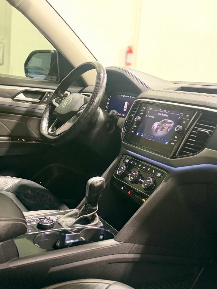 2022 Volkswagen Atlas EXECLINE Photo