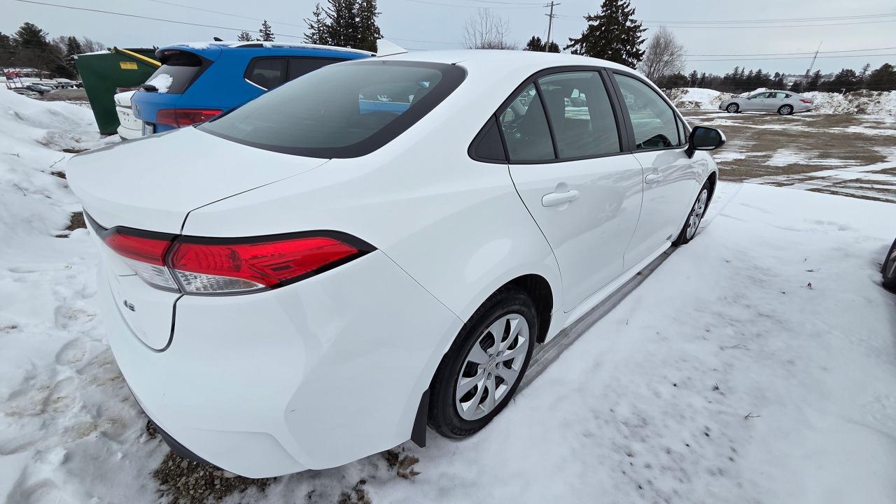 2024 Toyota Corolla LE Photo4