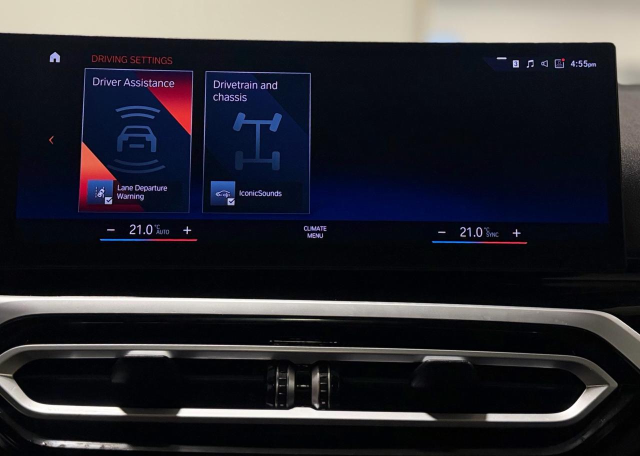 2024 BMW 3 Series 330i xDrive Photo