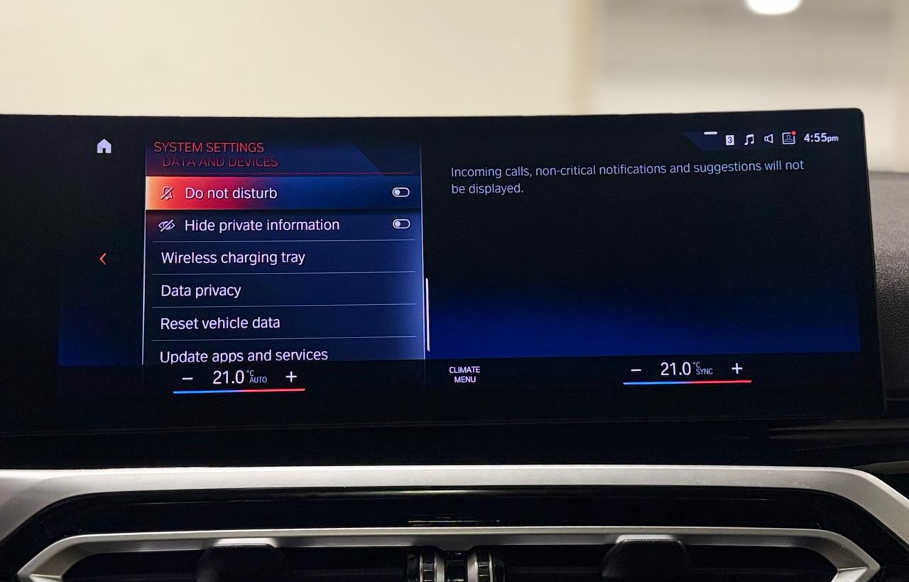 2024 BMW 3 Series 330i xDrive Photo