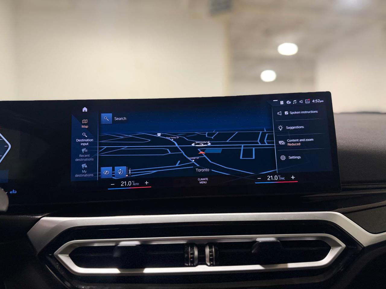 2024 BMW 3 Series 330i xDrive Photo