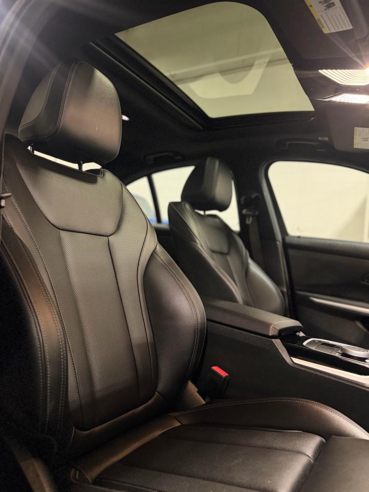 2024 BMW 3 Series 330i xDrive Photo