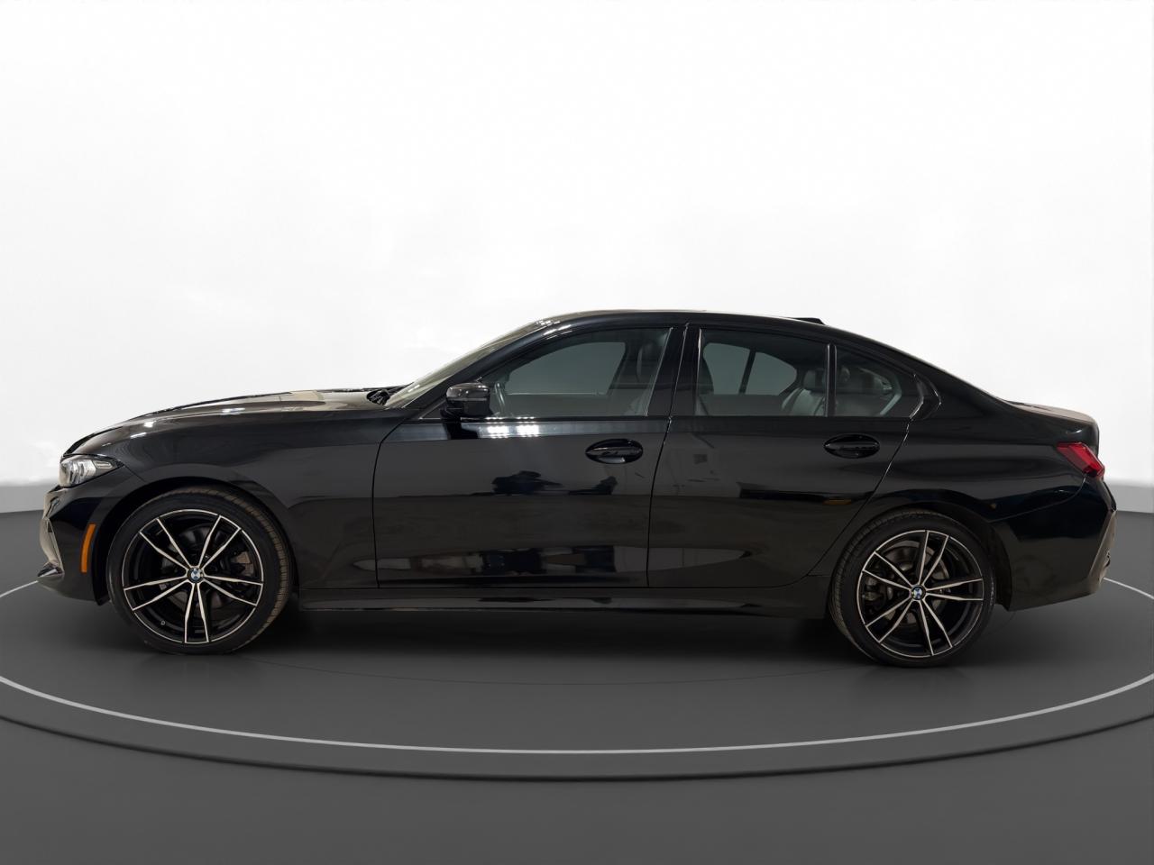 2024 BMW 3 Series 330i xDrive Photo3