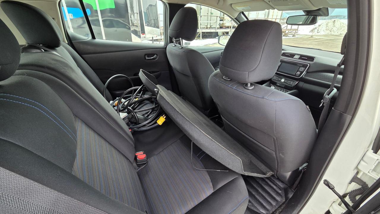 2019 Nissan Leaf S Photo