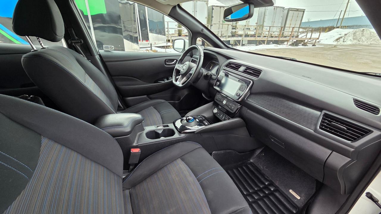 2019 Nissan Leaf S Photo