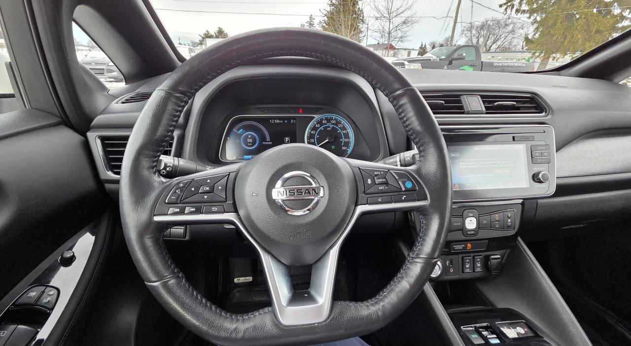 2019 Nissan Leaf S Photo