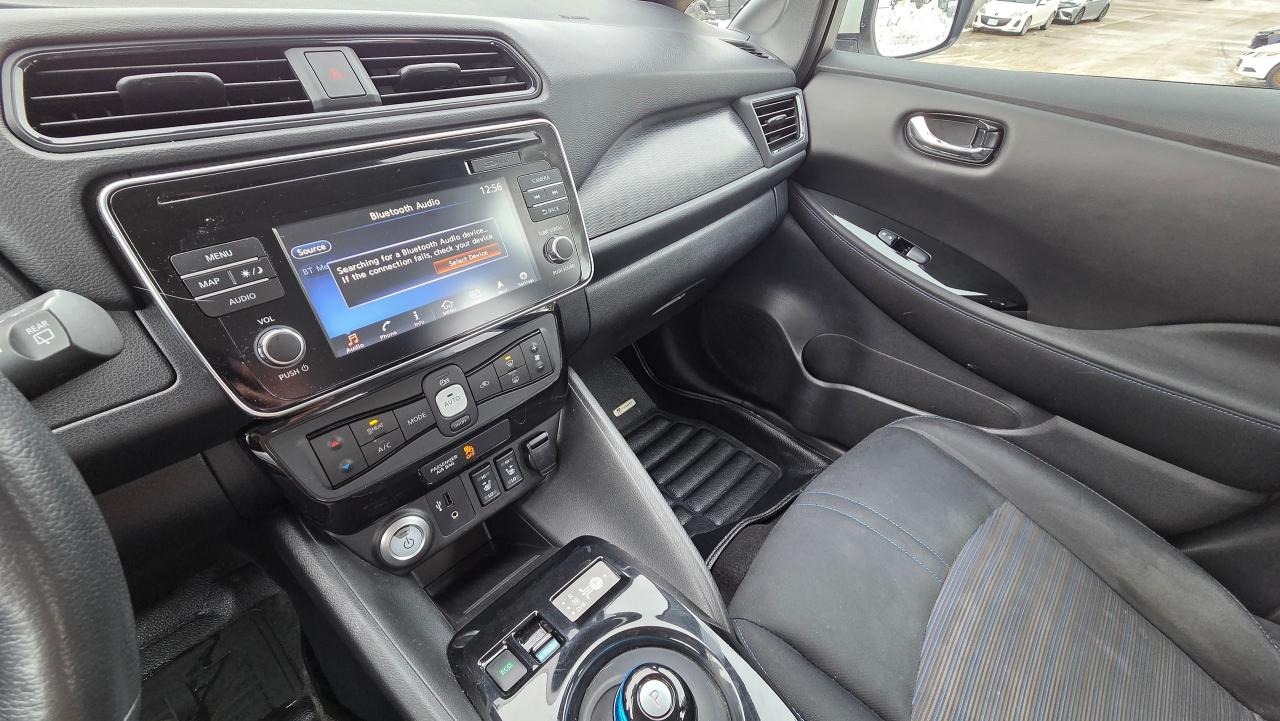 2019 Nissan Leaf S Photo