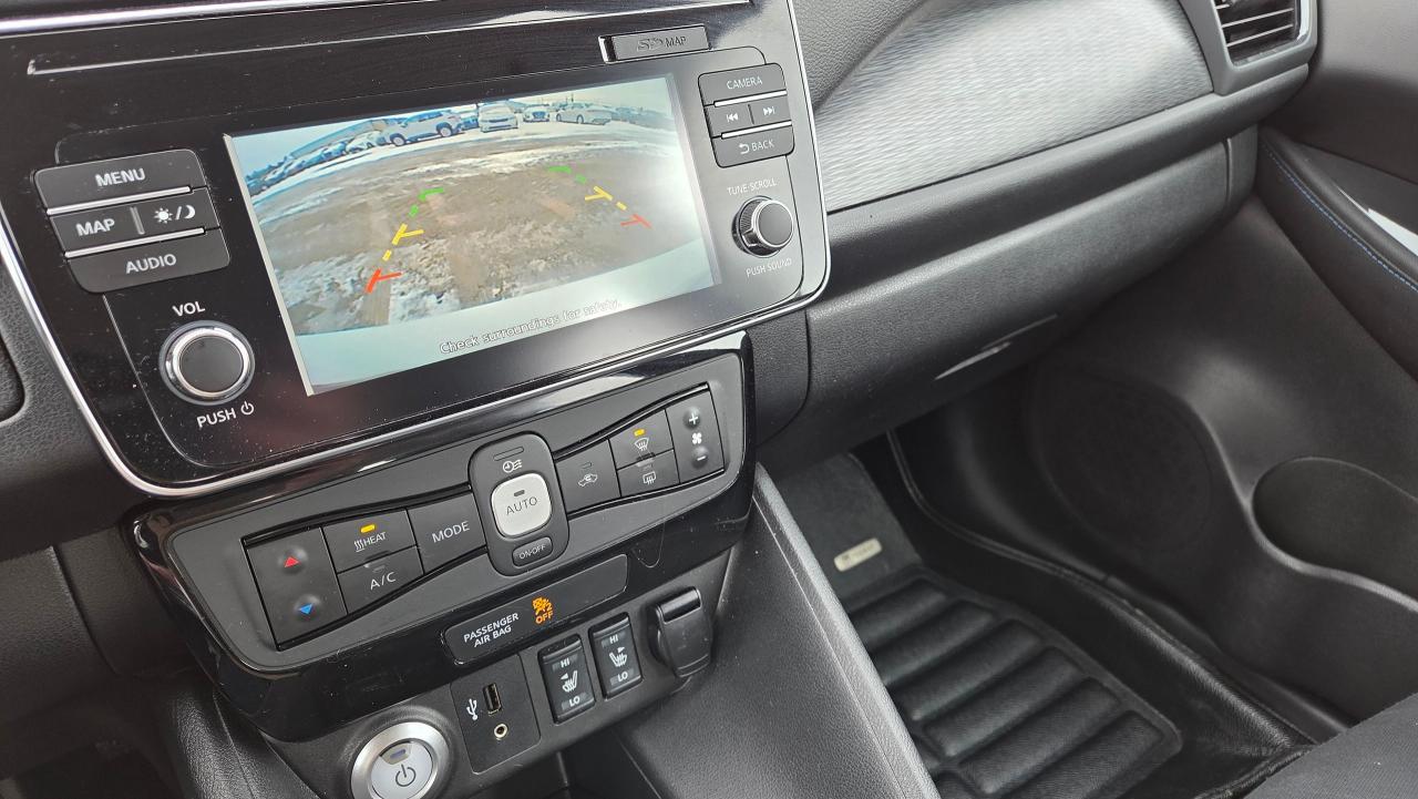 2019 Nissan Leaf S Photo