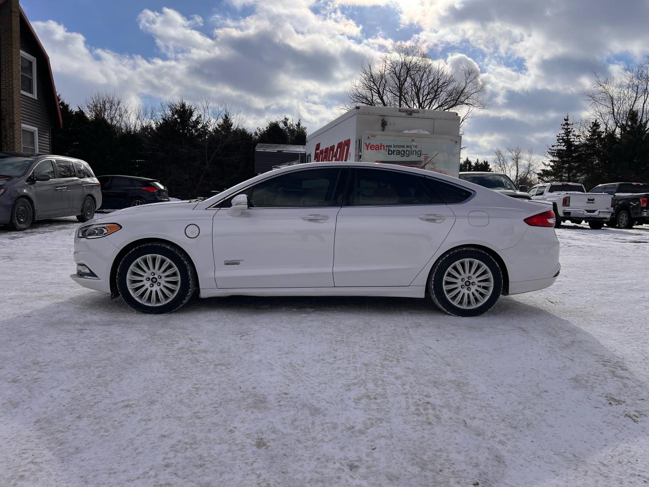 2017 Ford Fusion Energi Titanium AWD 89km Photo