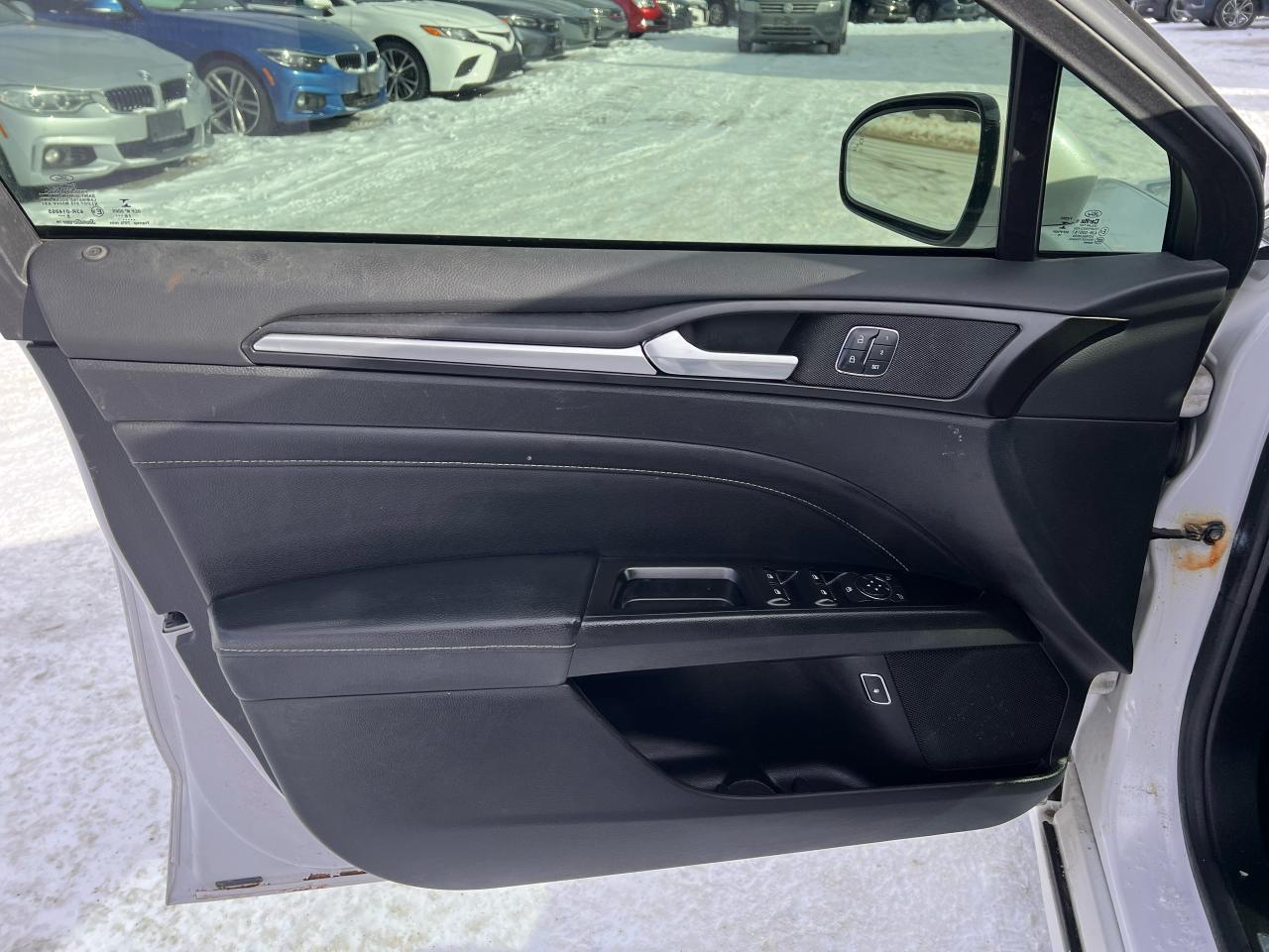 2017 Ford Fusion Energi Titanium AWD 89km Photo