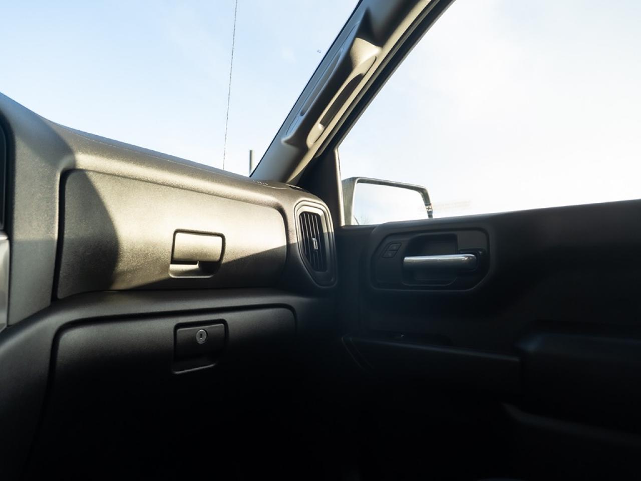 2023 Chevrolet Silverado 1500 Custom Trail Boss Photo34