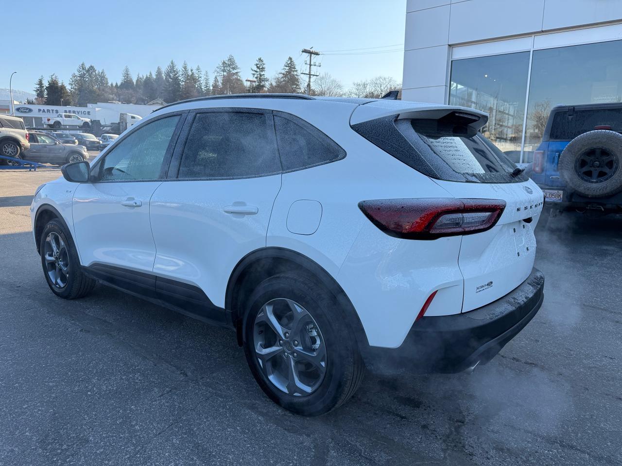 2026 Ford Escape ST-Line Photo2