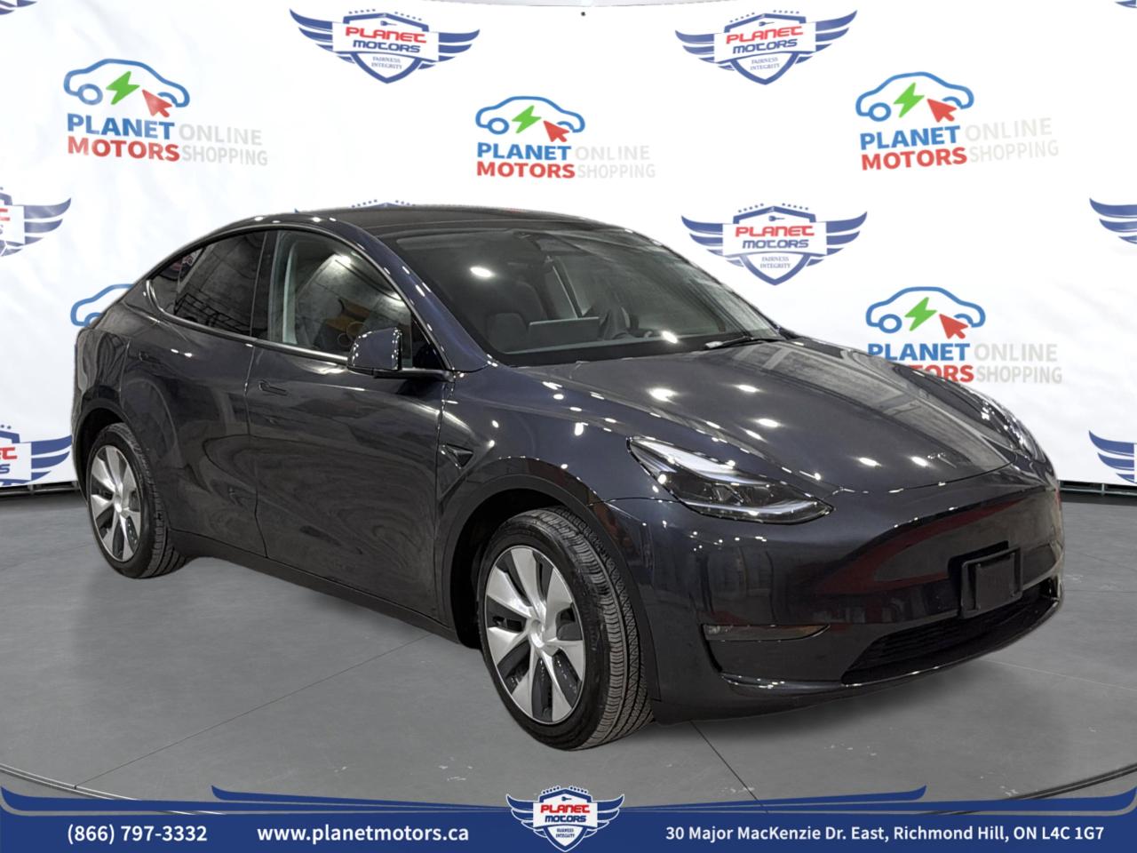 2024 Tesla Model Y LONG RANGE Photo2