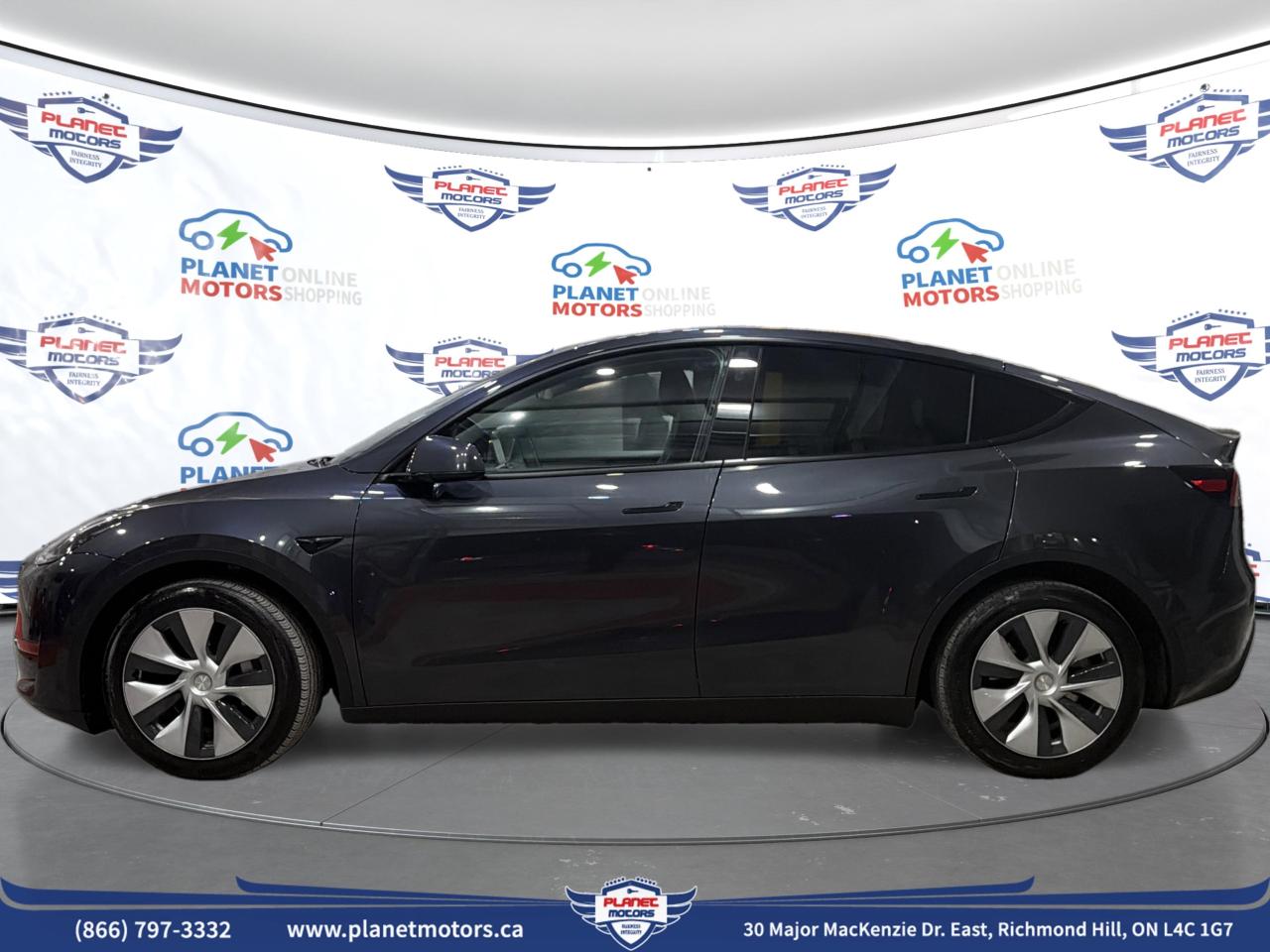 2024 Tesla Model Y LONG RANGE Photo