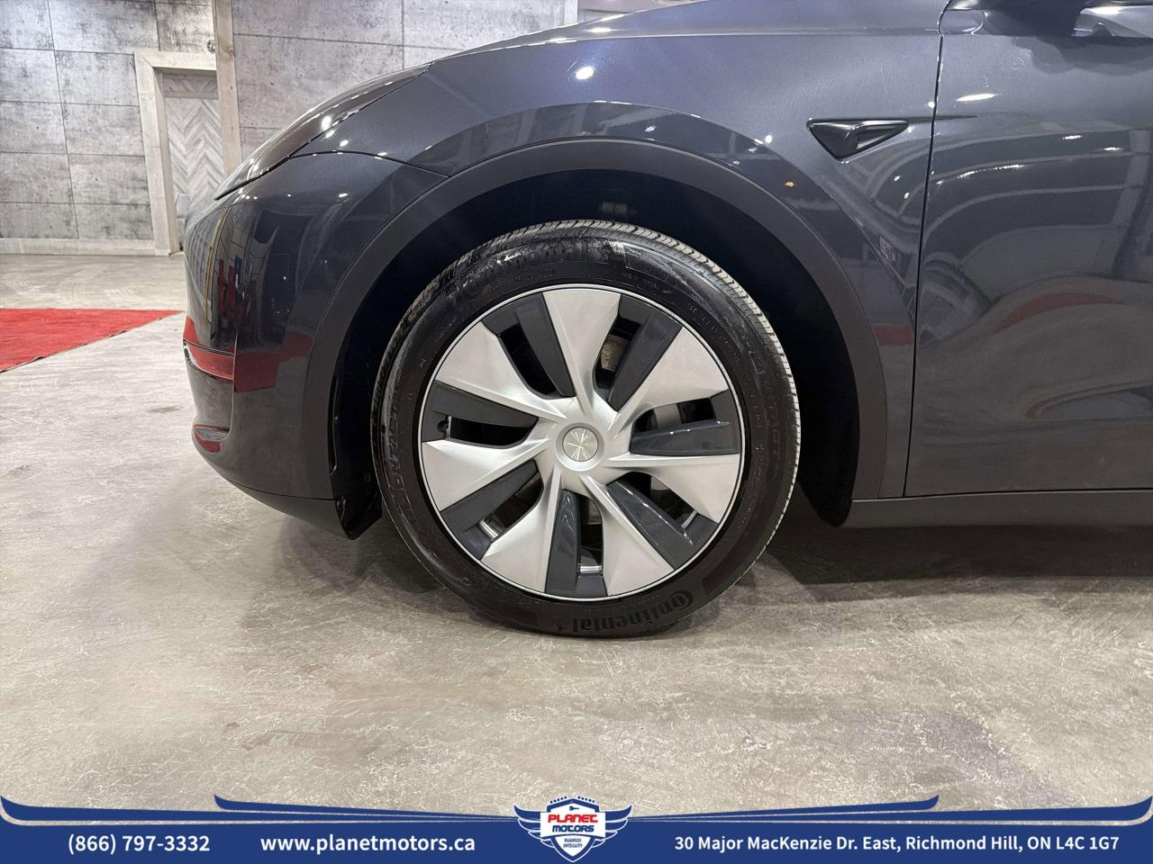 2024 Tesla Model Y LONG RANGE Photo