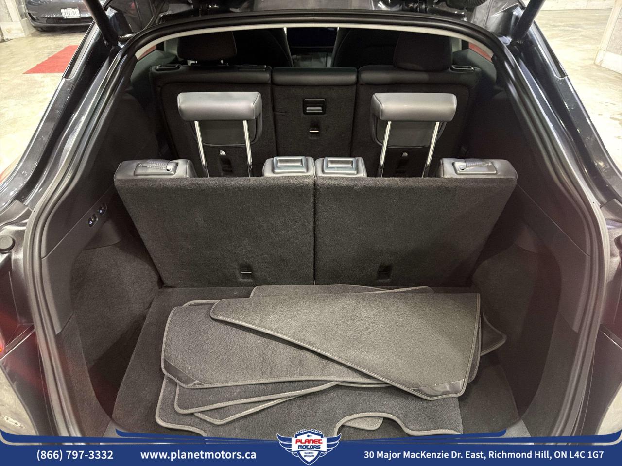 2024 Tesla Model Y LONG RANGE Photo