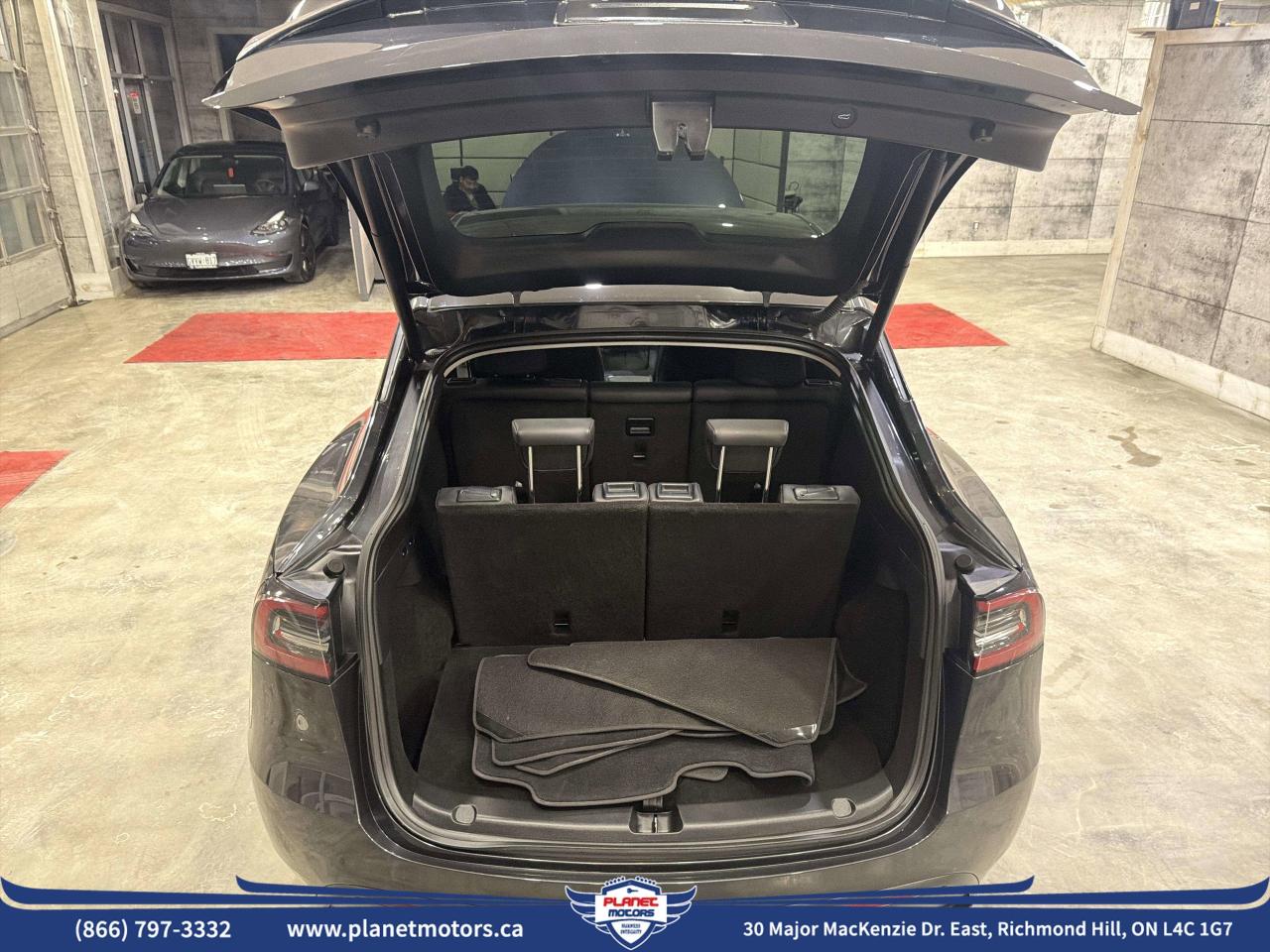 2024 Tesla Model Y LONG RANGE Photo