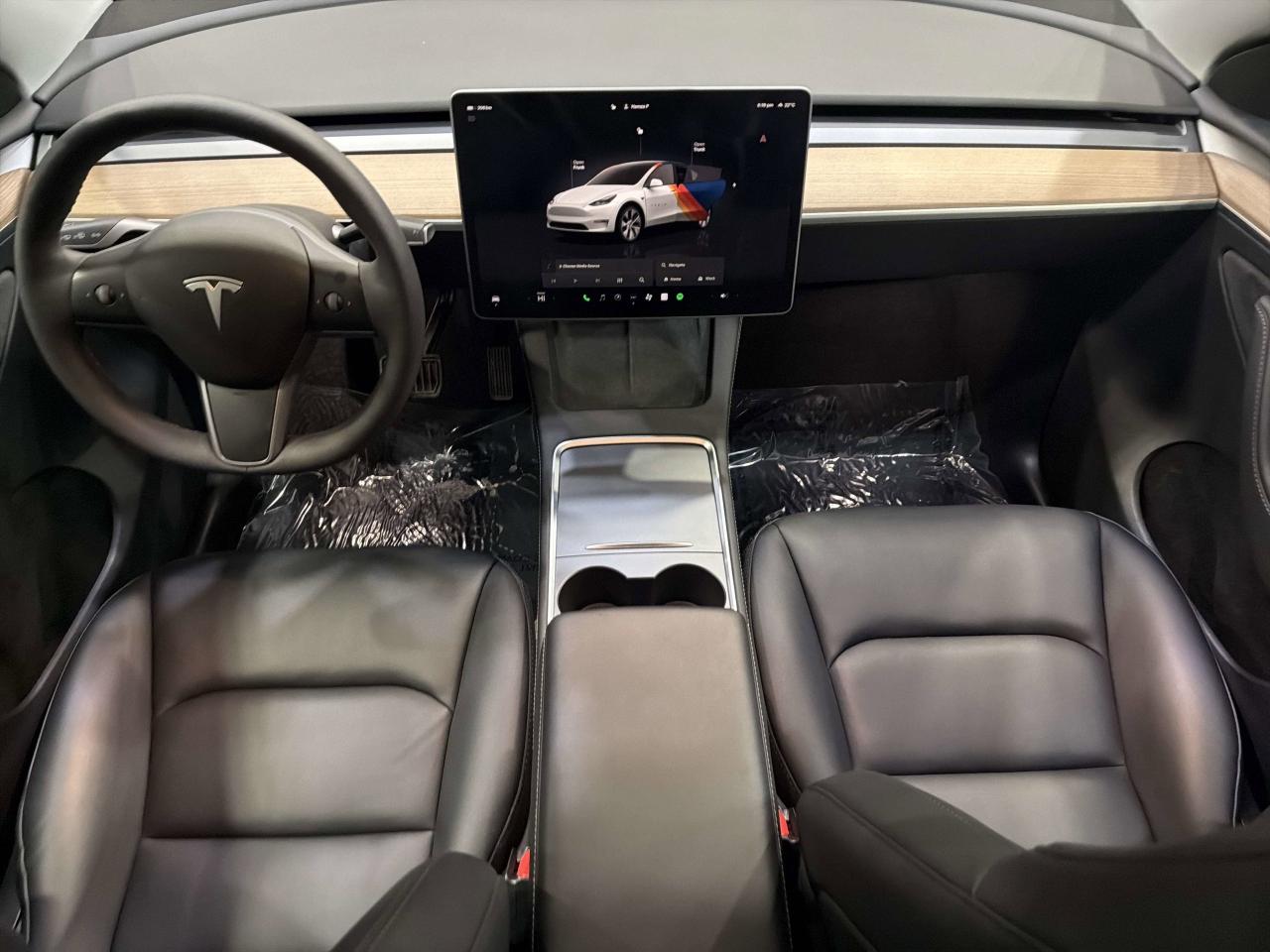 2024 Tesla Model Y LONG RANGE Photo