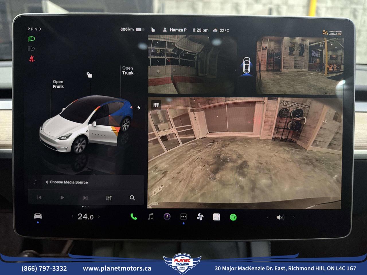 2024 Tesla Model Y LONG RANGE Photo