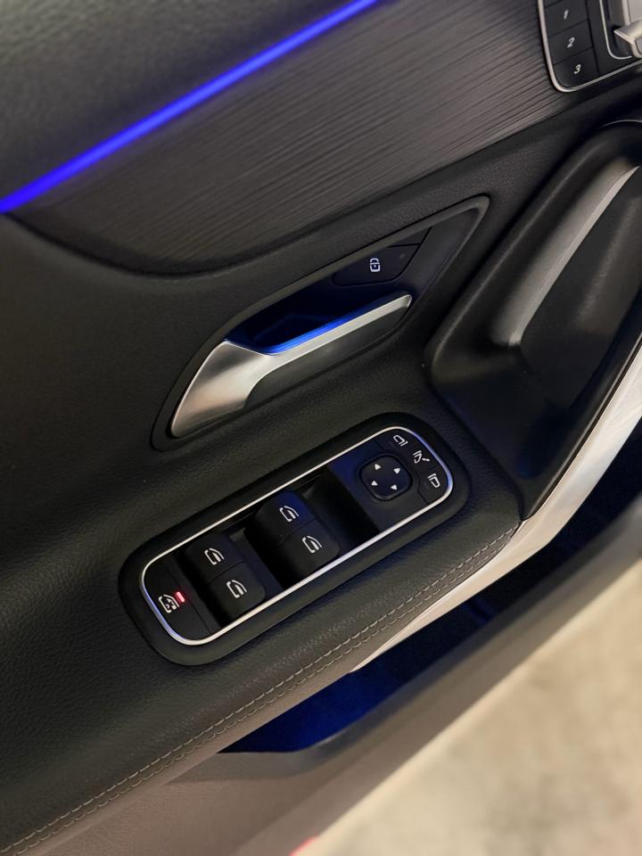 2019 Mercedes-Benz A250 A 250 4MATIC Hatch Photo