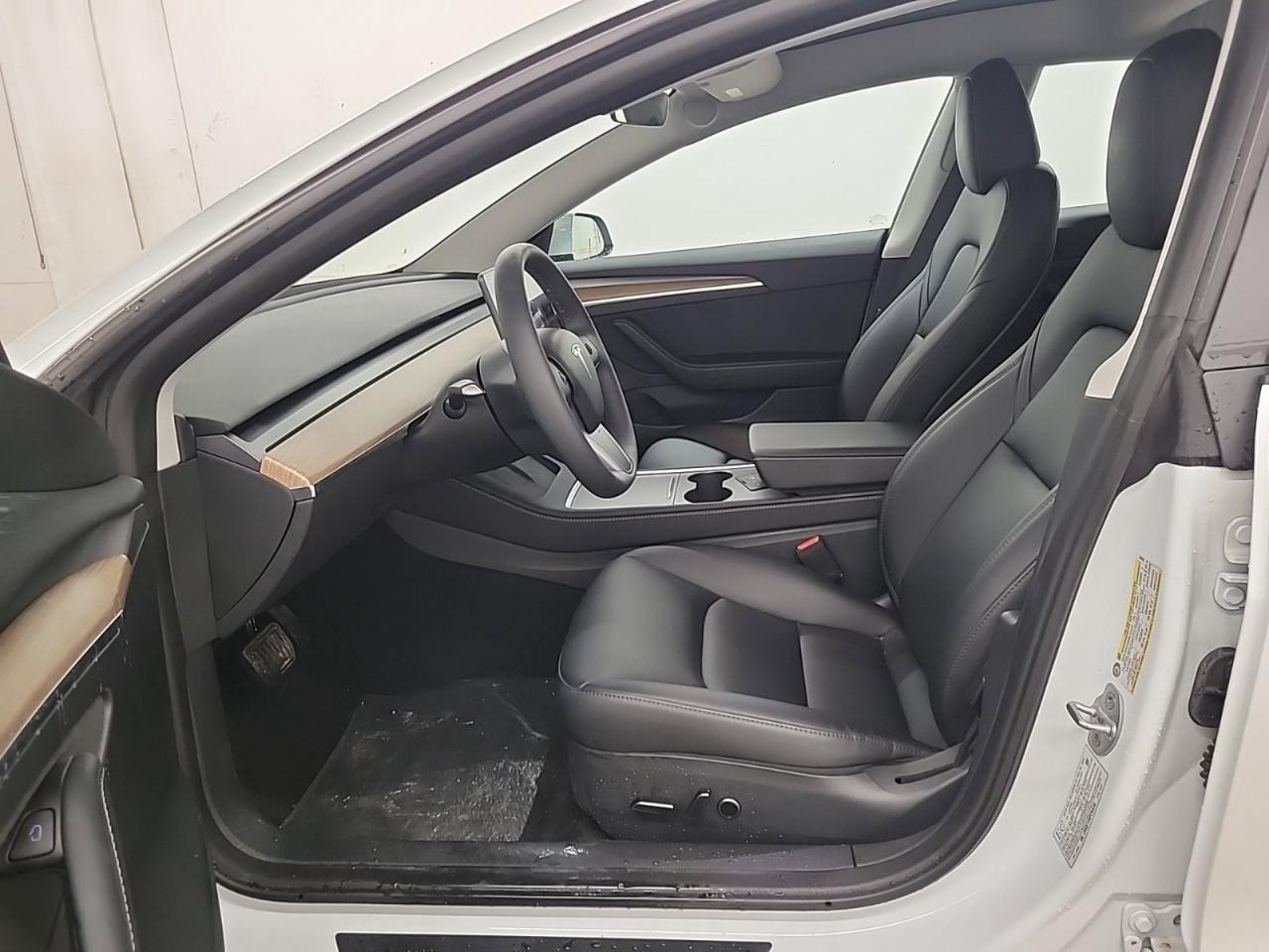 2023 Tesla Model 3  Photo