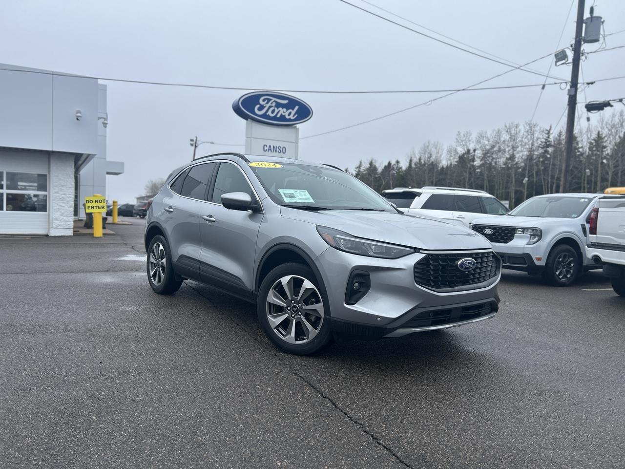 2024 Ford Escape PLATINUM AWD/LEATHER/ADAPTIVE CRUISE Photo0