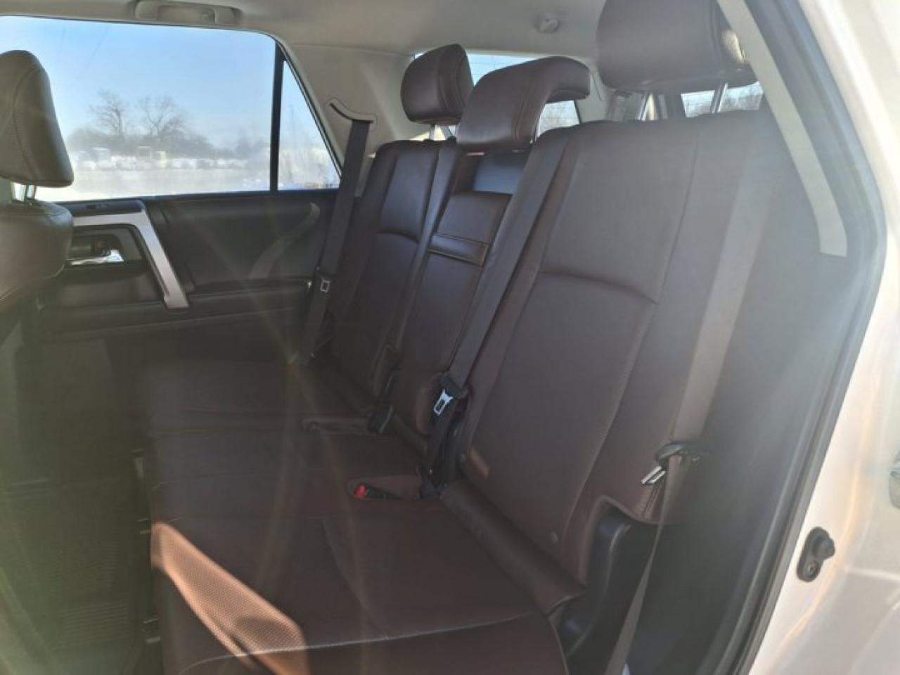 2021 Toyota 4Runner Limited | 7 Passenger | Leather | Sunroof | Nav | JBL Audio | Heated + Cooled Seats | and More ! Photo