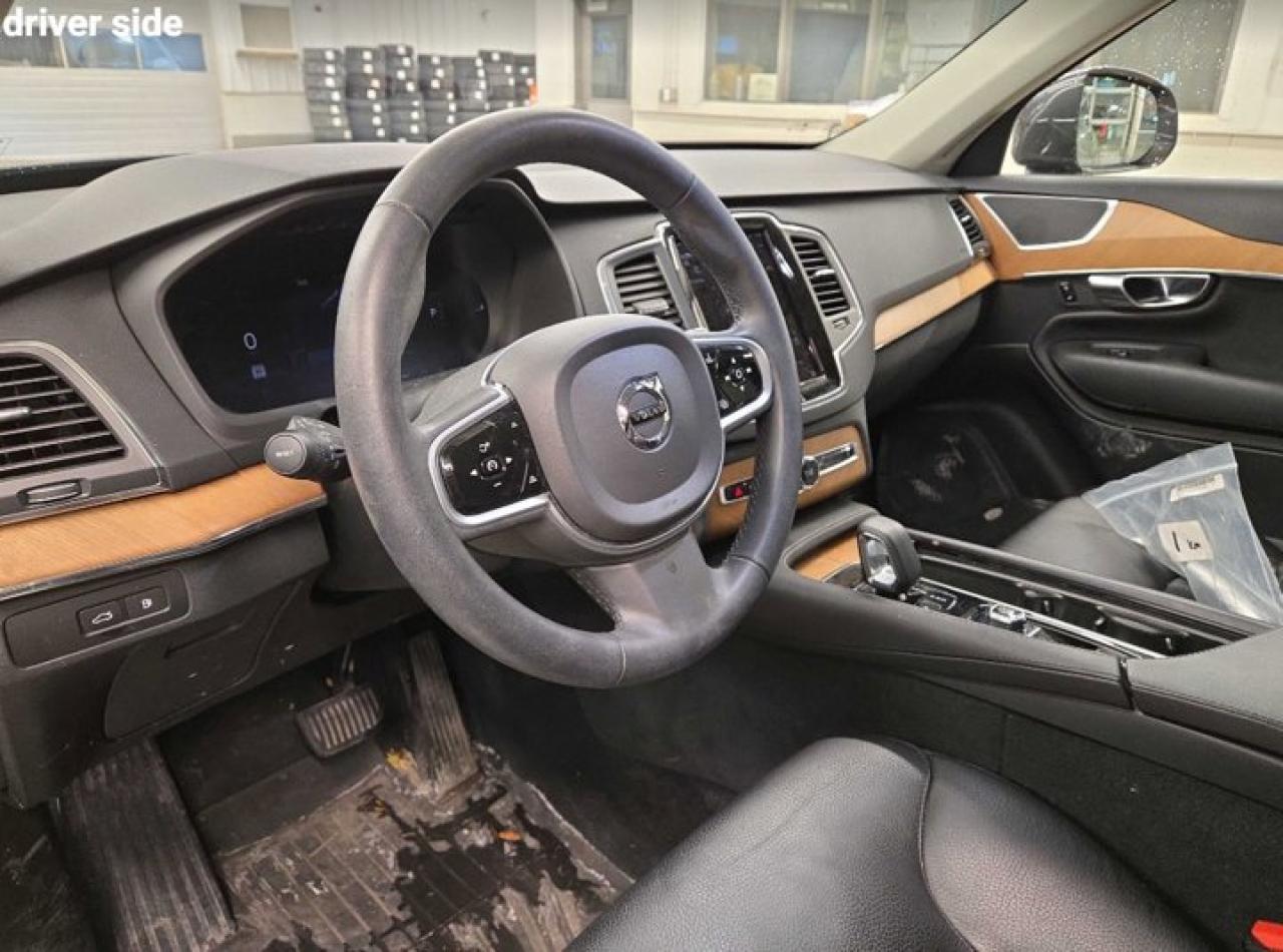 2023 Volvo XC90 Recharge Core Bright Theme | AWD | Leather | Sunroof | Nav | Heated Seats | Rear Camera | and More ! Photo
