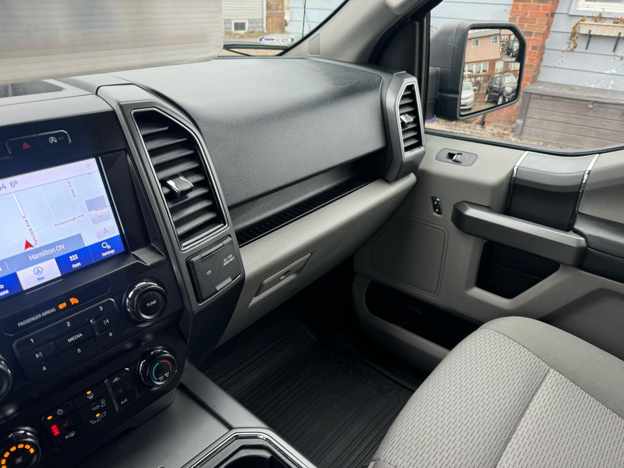 2020 Ford F-150 XLT Photo