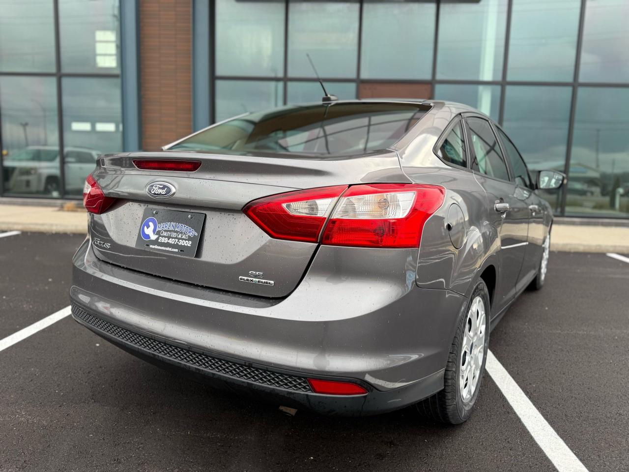 2014 Ford Focus SE Photo4