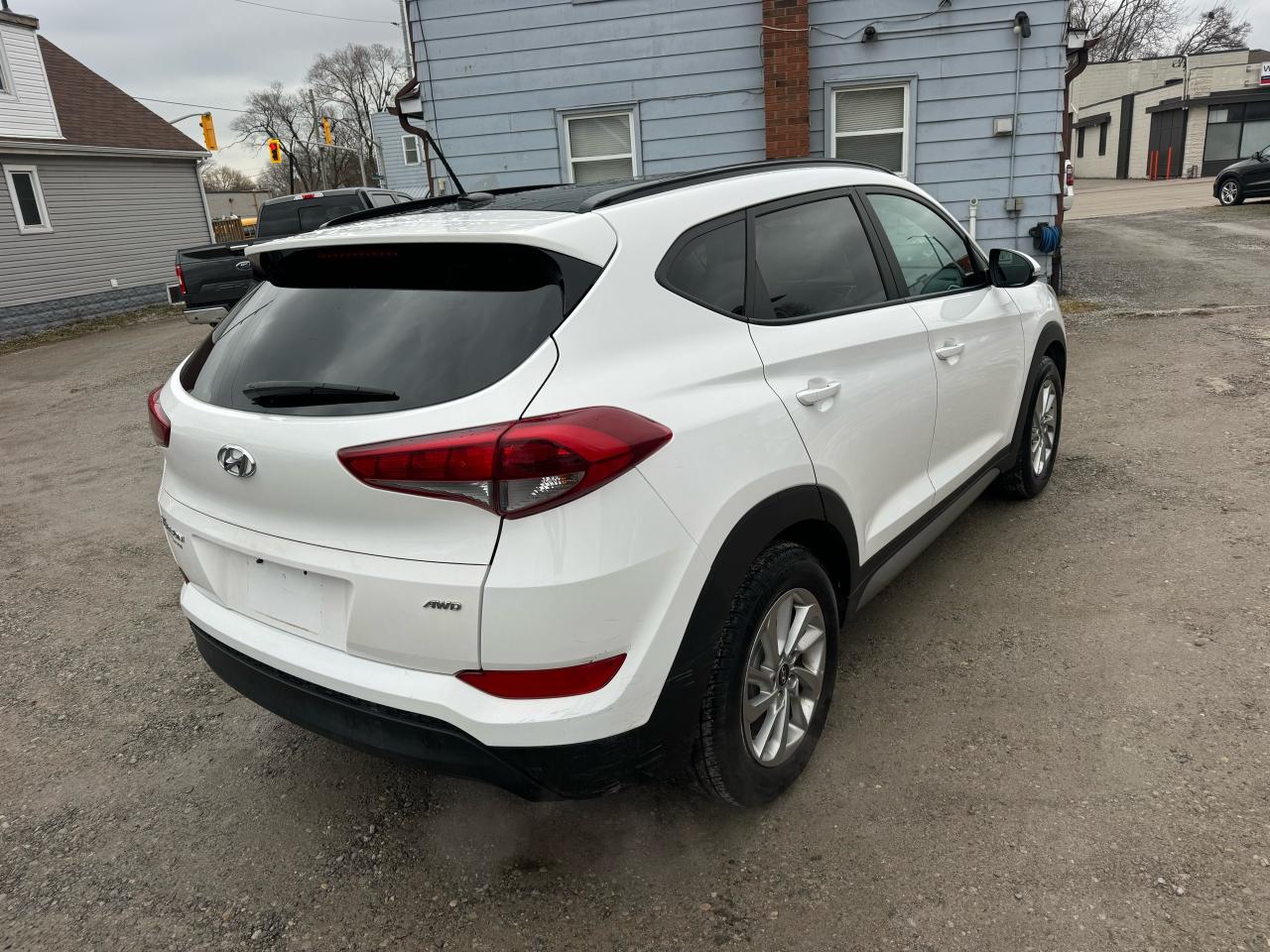 2017 Hyundai Tucson SE Photo