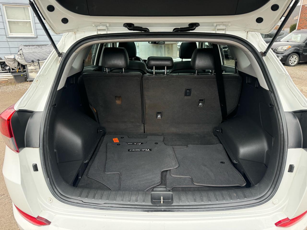 2017 Hyundai Tucson SE Photo