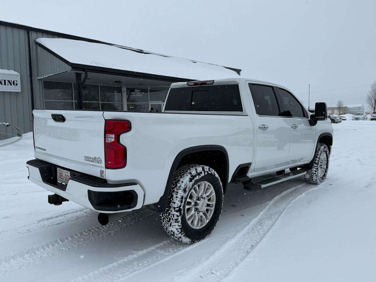 2022 Chevrolet Silverado 2500 High Country Photo