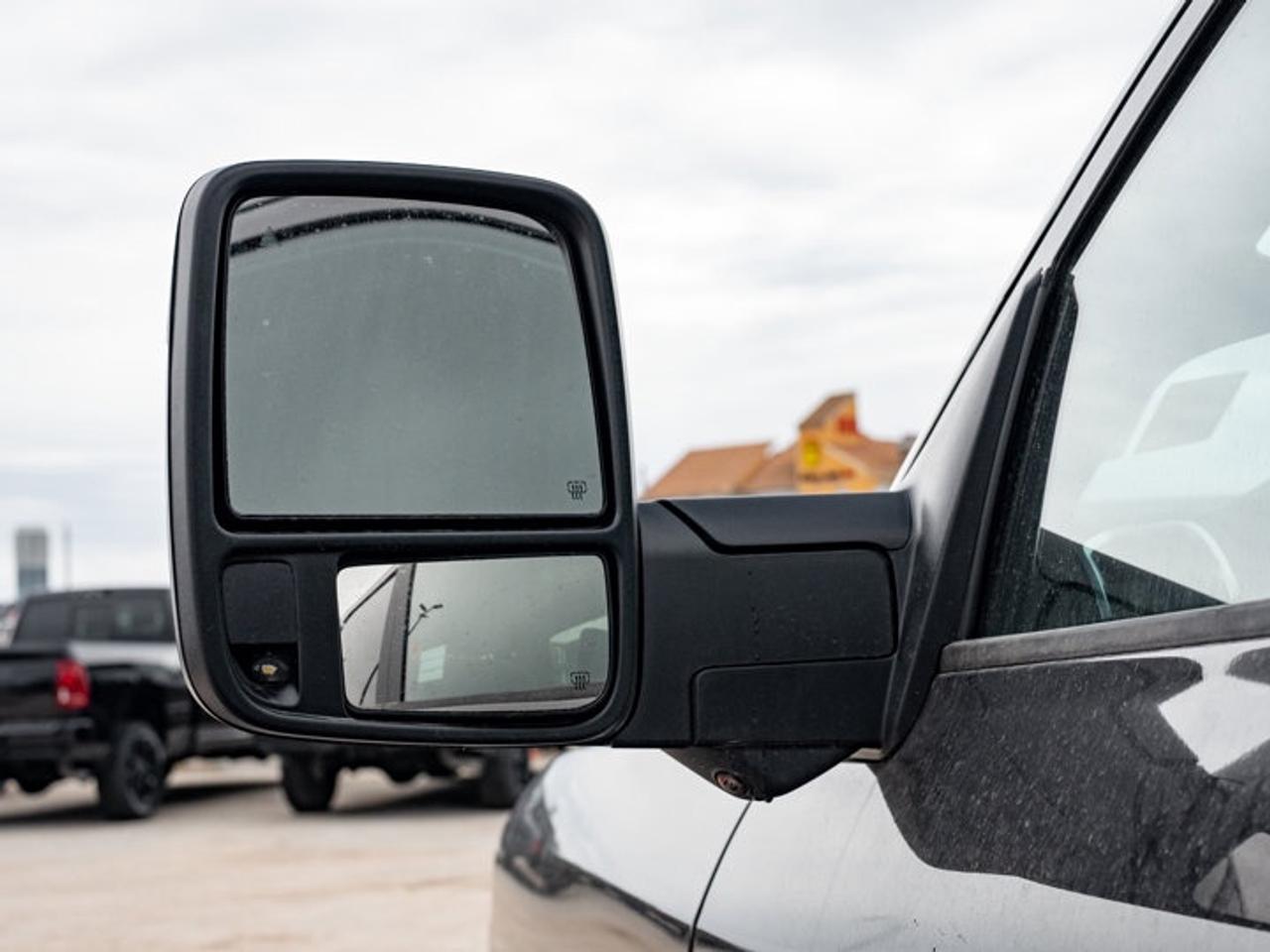 2026 RAM 3500 Big Horn Photo