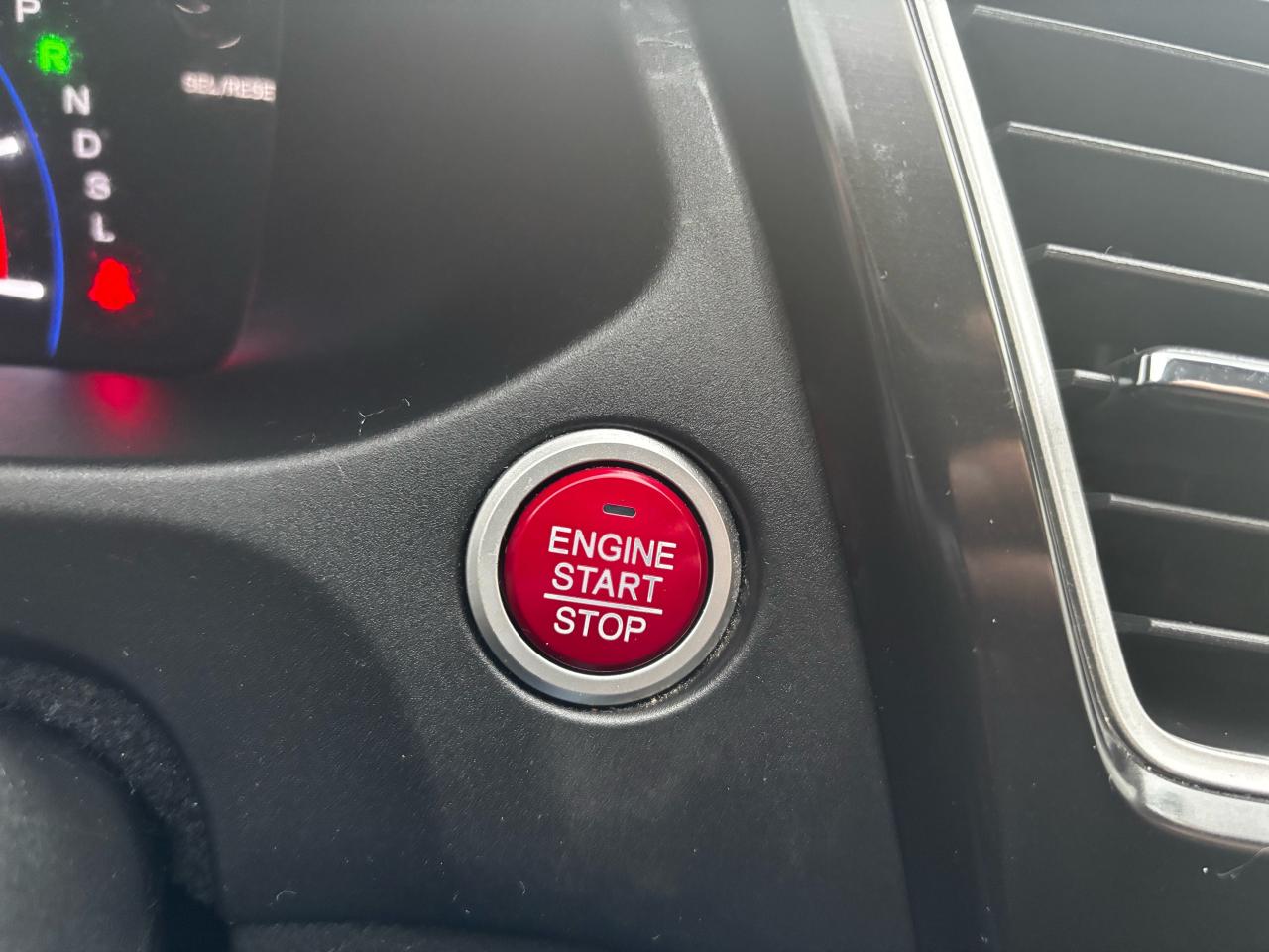 2015 Honda Civic EX, Sunroof, Right Lane Camera, Alloy Wheels Photo