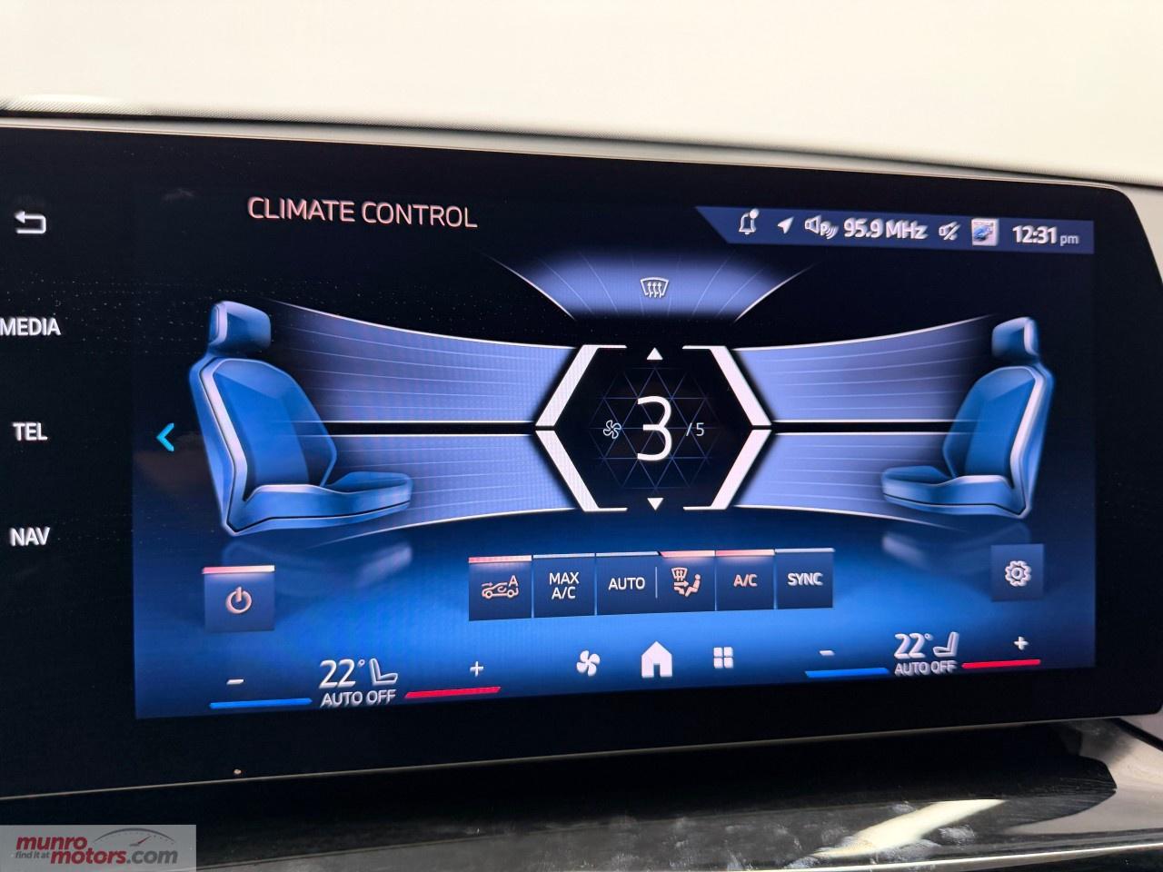 2024 BMW X2 xDrive28i Sports Activity Coupe Photo