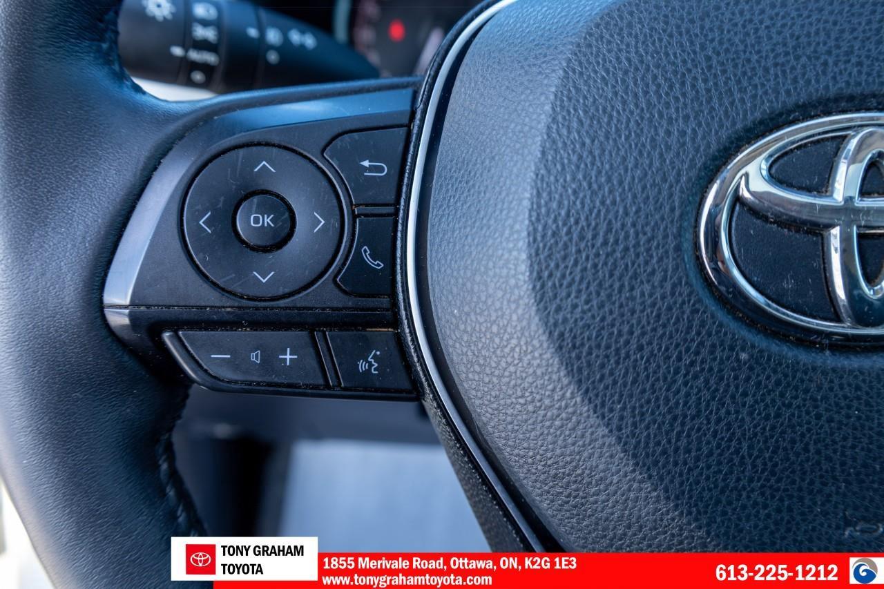 2020 Toyota RAV4 LIMITED  Photo