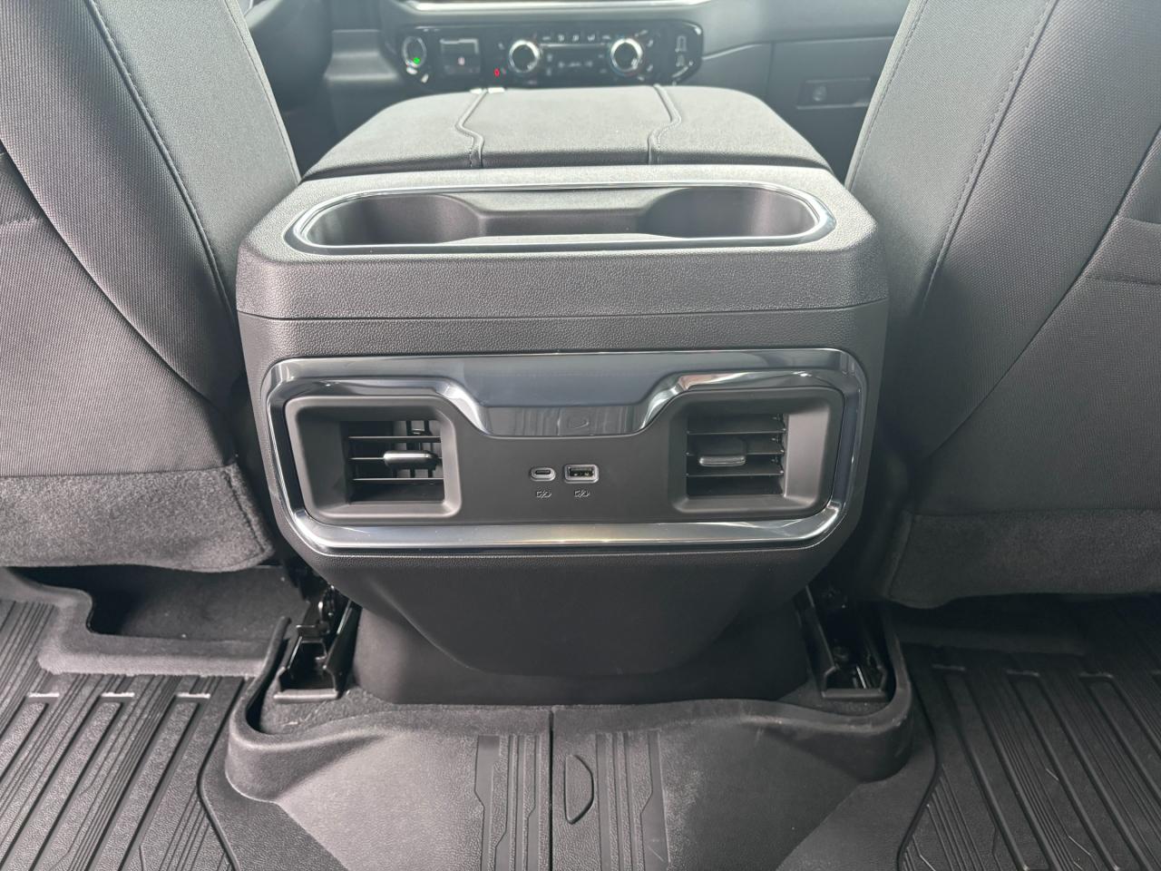 2026 GMC Sierra 1500 2026 GMC Sierra Elevation Photo