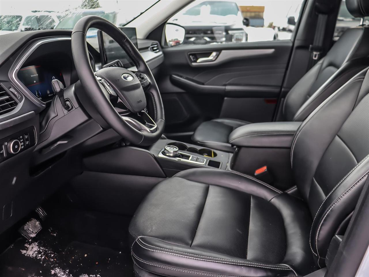 2025 Ford Escape Platinum Photo