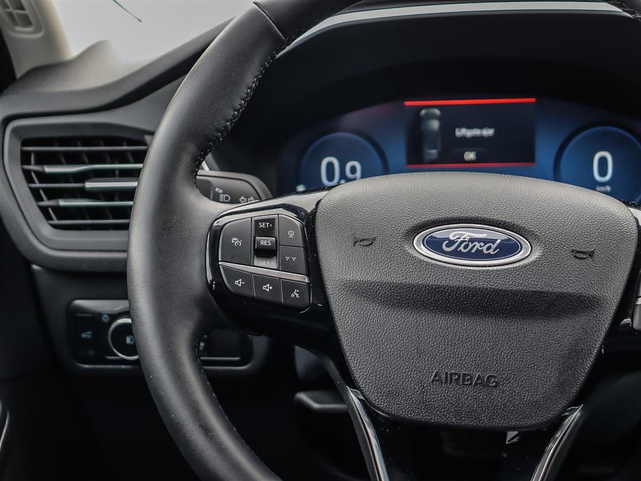 2025 Ford Escape Platinum Photo