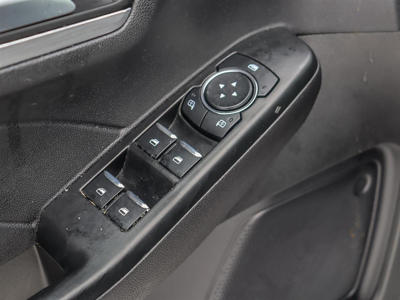 2025 Ford Escape Platinum Photo